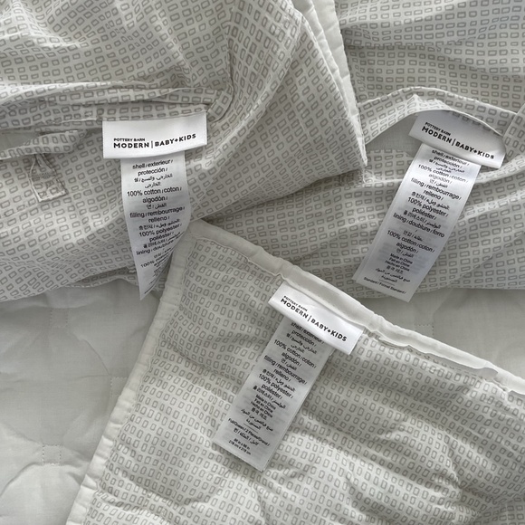 Pottery Barn 3 Piece Full Queen Reversible Cotton Quilt & 2 Standard Shams - Picture 7 of 8